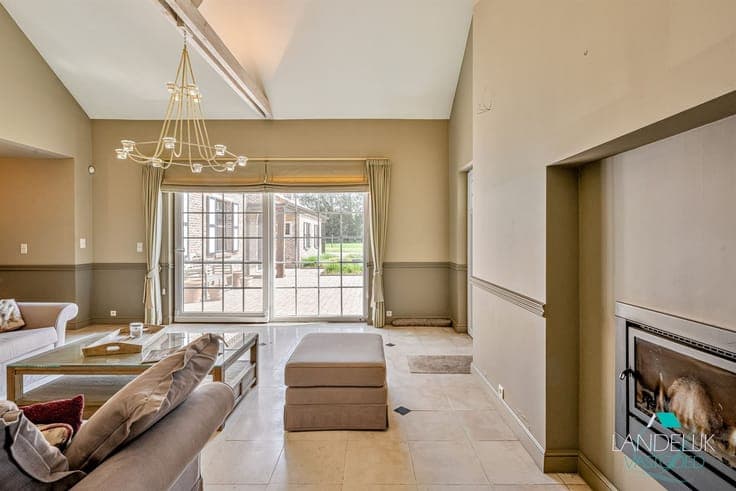 Renovated country manor in a peaceful rural setting in Merch