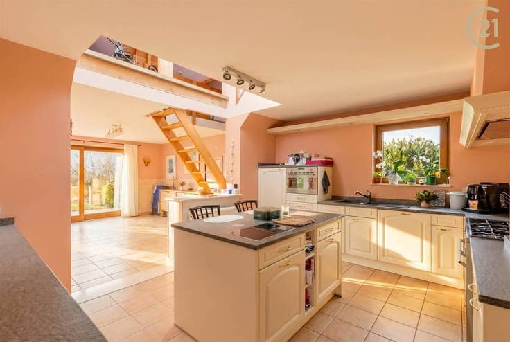 villa 5 chambres dans le quartier prisé de la Marlagne