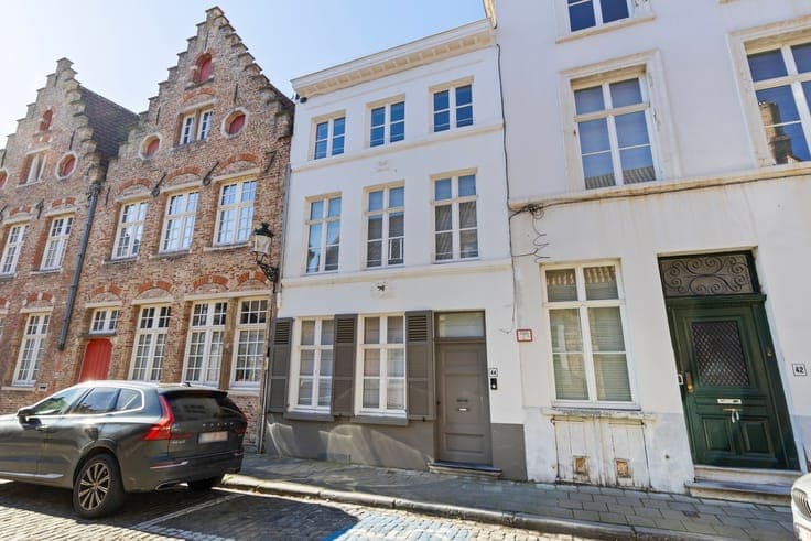 Renovated house for sale in the city center of Bruges