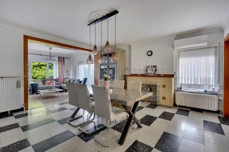 Sale - House Gingelom - 410,000 €