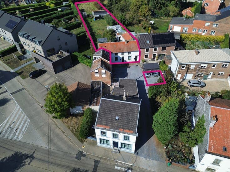 2 MAISONS A RENOVER - TERRAIN - PARKING