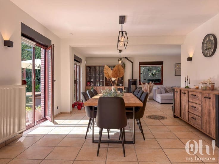 Sale - House Mettet - 385,000 €