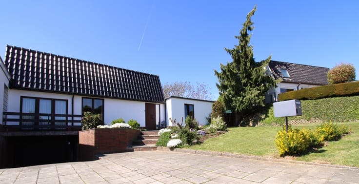 Charming home with nice garden in a quiet area!