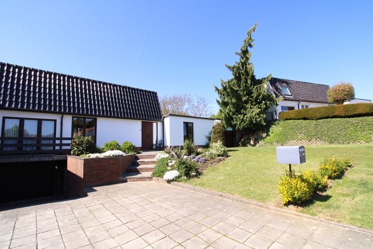 Charming home with nice garden in a quiet area!