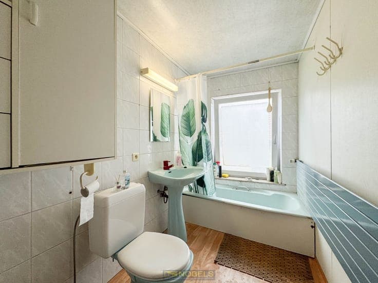 Te koop, herenwoning met 4 slaapkamers in het centrum van...