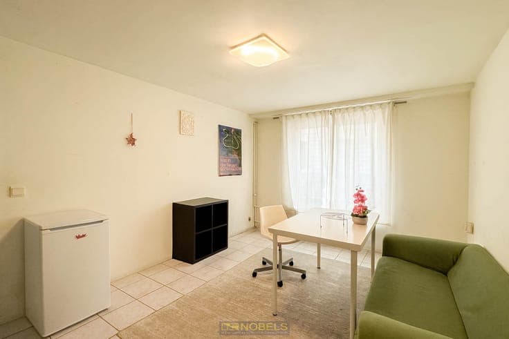 Te koop, herenwoning met 4 slaapkamers in het centrum van...