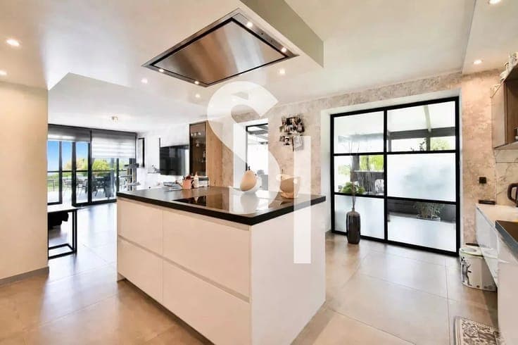 Sale - House Attert - 710,000 €
