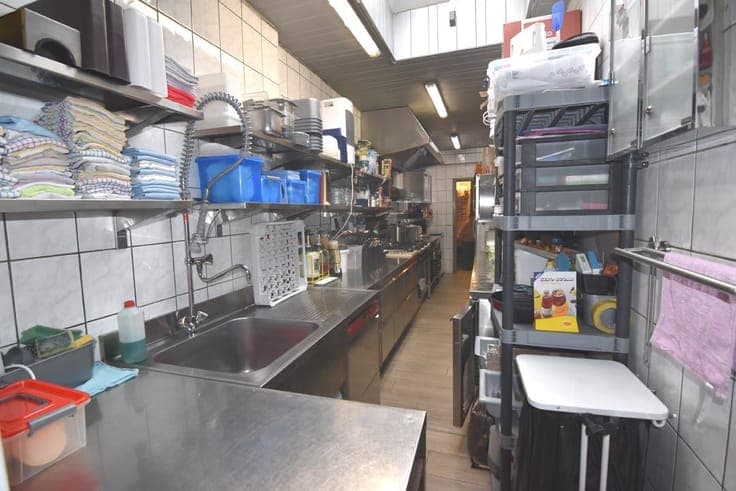 Handelspand m woonst in centrum