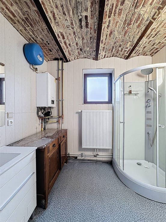 Maison unifamiliale avec garage et possibilité de profession