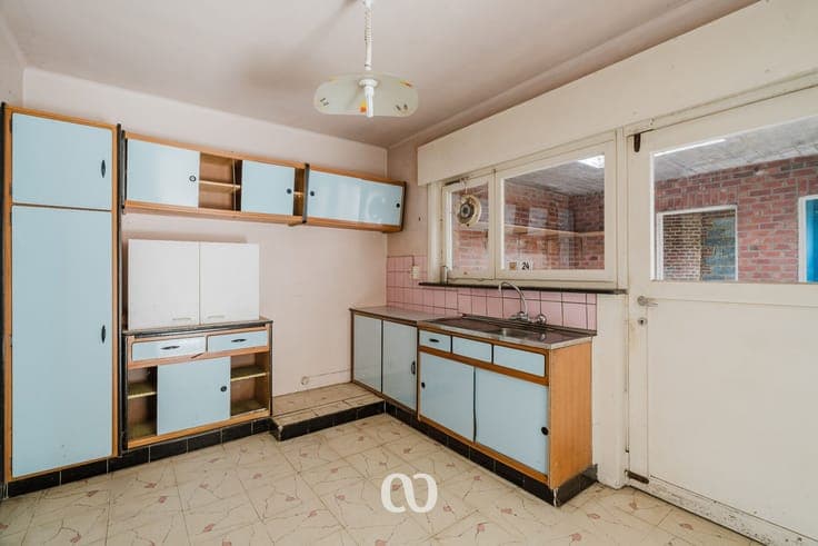 Renovated family home with 4 bedrooms and garden in Oudenaar
