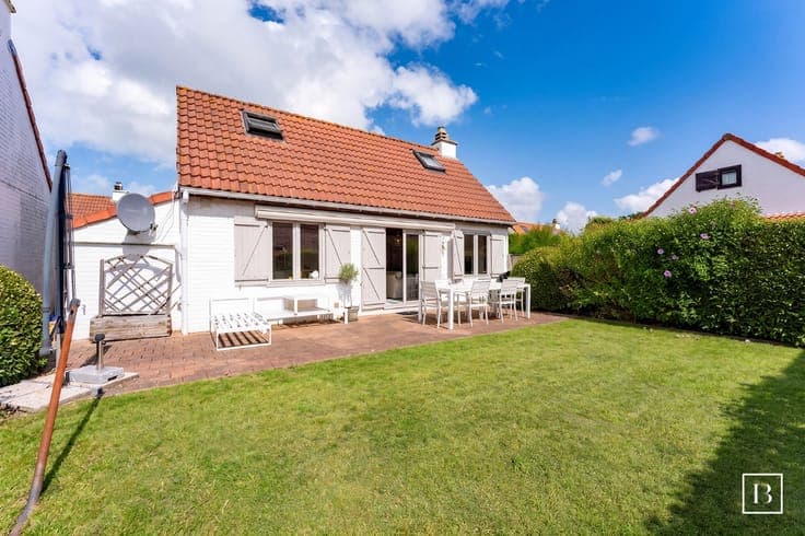 Carefully maintained holiday home near the center of De Haan