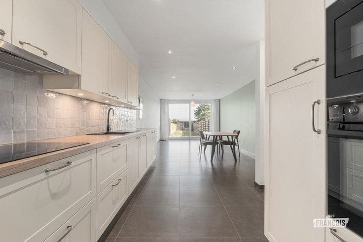 Contemporary home with every modern comfort for sale in Wat…