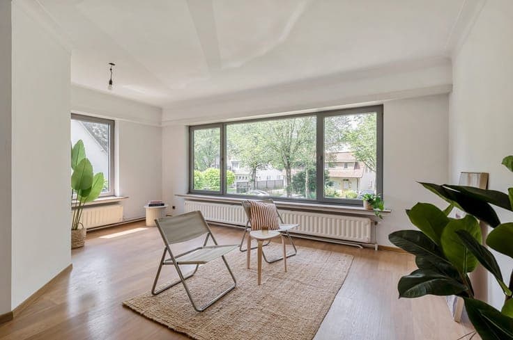 Appartementsgebouw met 2 units in groene Hoge Kaart, Brassch