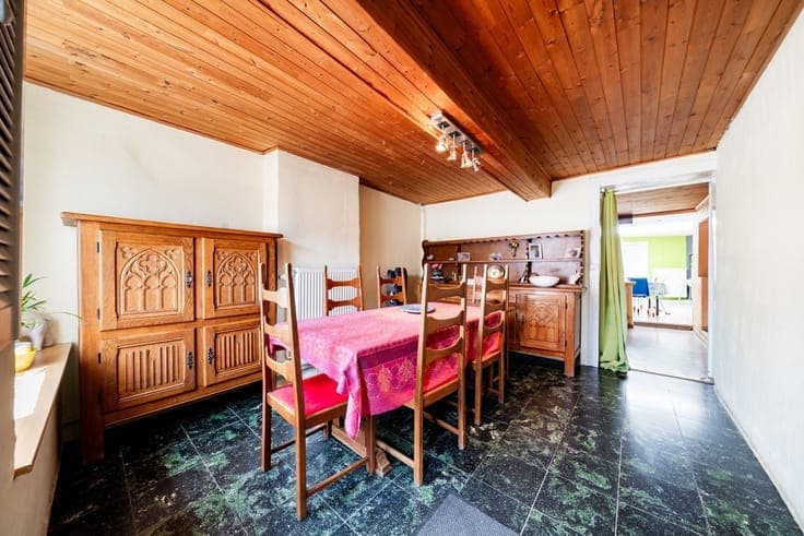 BONNE MAISON AVEC GARAGE