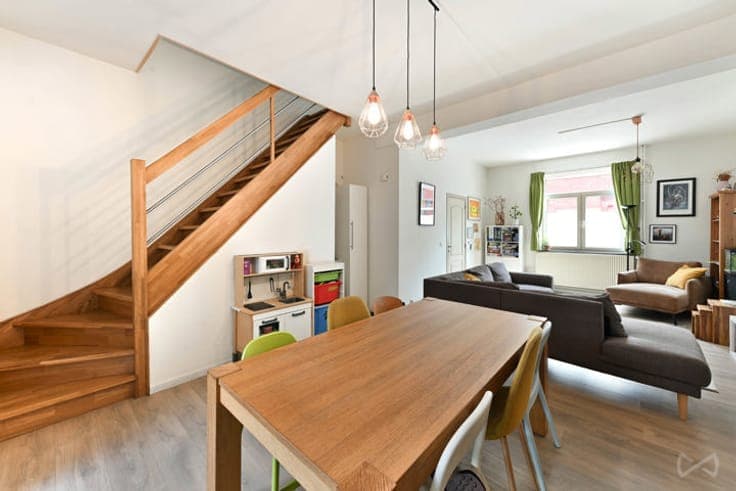 A single-family house with a cosy garden.