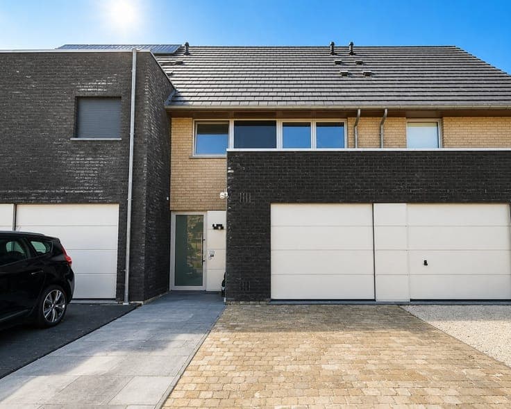 Moderne eengezinswoning (2016) met 3 slaapkamers, garage ...