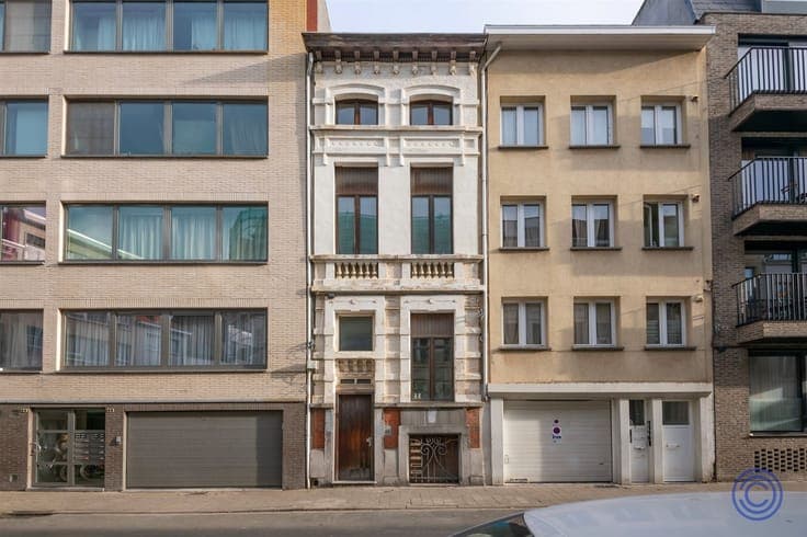 Huis ca. 172m² met stadskoer