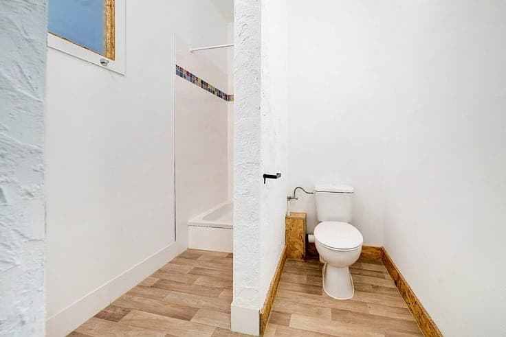4-bedroom home, 2 bathrooms, renovated in 2026