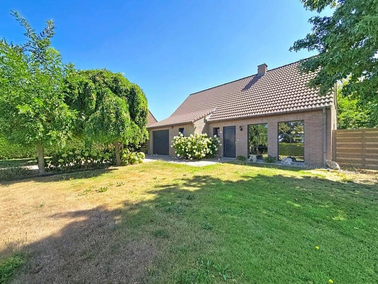 Maison 3ch, possib de vivre plain-pied, avec jardin, garage