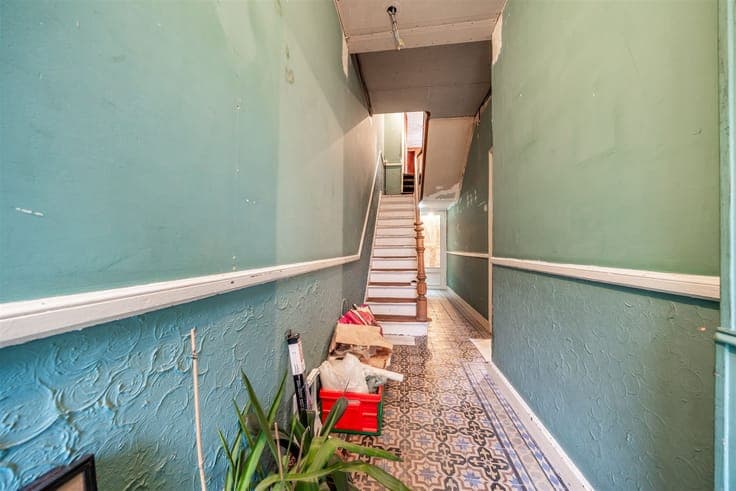 Terraced House