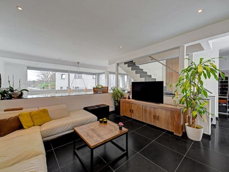 Modern home with EPC label A in a prime location