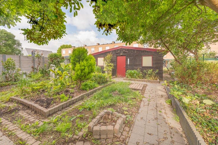 Semi-detached home with 4 bedrooms and garden in Hombeek