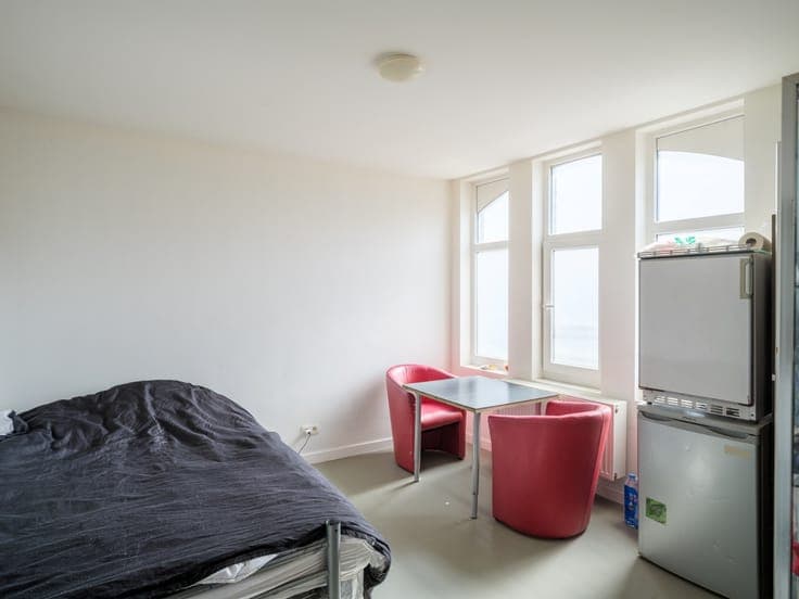 Ready-to-move-in city house in a conveniently accessible lo