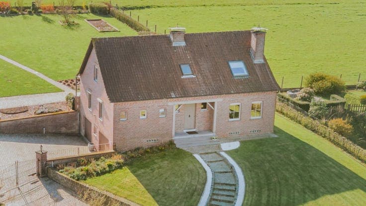 Exclusieve FERMETTE-WONING met UNIEKE LIGGING.