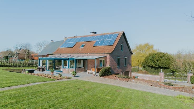 Exclusieve FERMETTE-WONING met UNIEKE LIGGING.