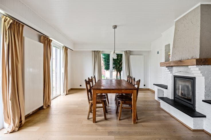 Charming single-storey villa on an impressive plot