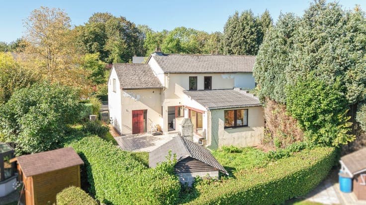 3 façades avec beau potentiel!