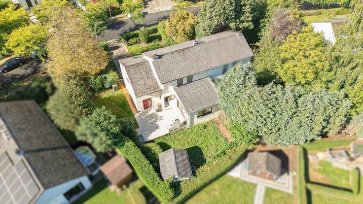 3 façades avec beau potentiel!
