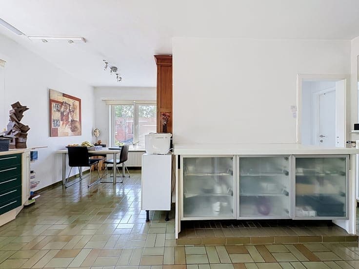 Ruime en zongerichte woning te koop te Wulpen.
