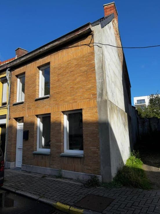 House in Leuze-en-Hainaut