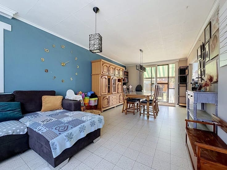 Half open woning
