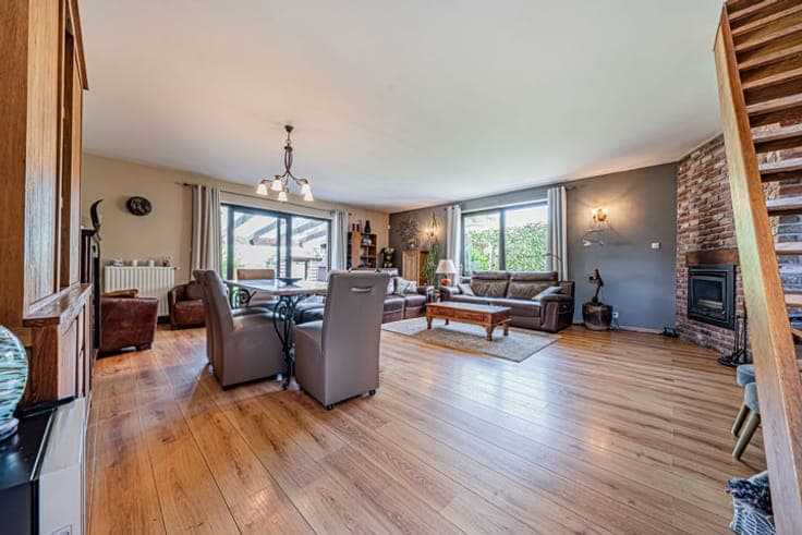 Spacieuse villa 4 chambres avec bel extérieur