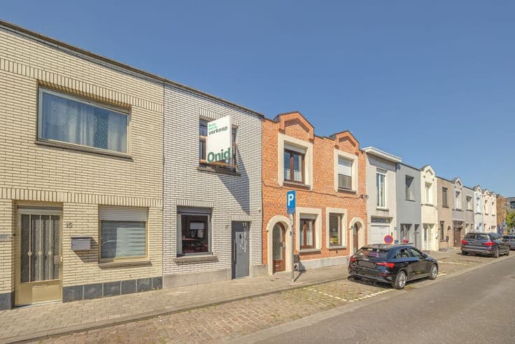 Instapklare woning met tuin in Deurne-Noord