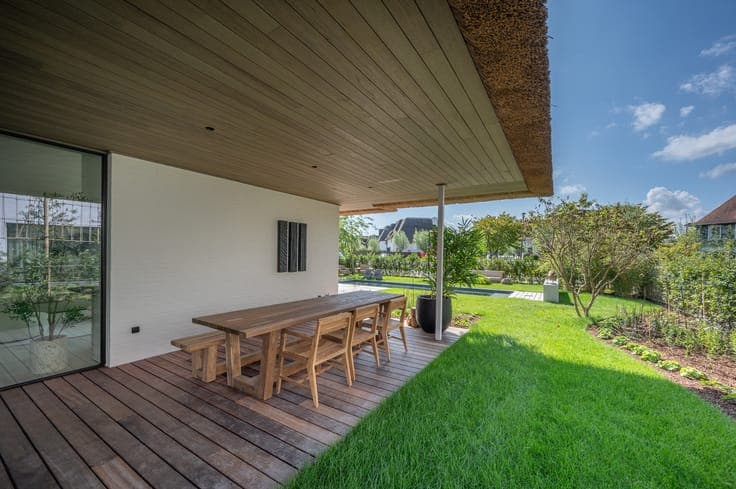 Luxurious detached villa in Knokke Duinenwater with a bea...