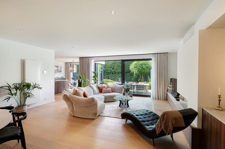 Recente woning op een uitzonderlijke ligging aan de rand ...
