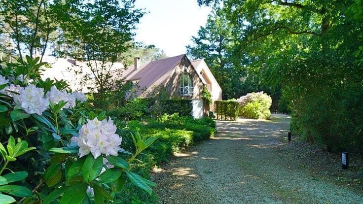 Exceptional 700m² Villa – Bercuit Golf & Indoor Pool