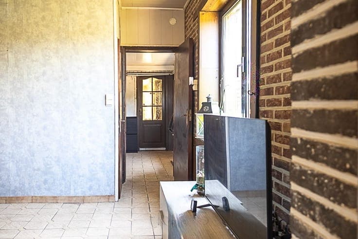 Te renoveren halfopen woning of nieuwbouwmogelijkheid op ...