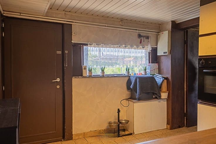 Te renoveren halfopen woning of nieuwbouwmogelijkheid op ...