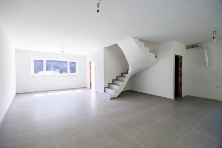 Three-sided house – Unique opportunity in Thuin