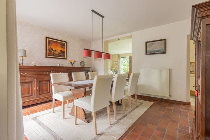 Villa met 3 slaapkamers, garage en tuin