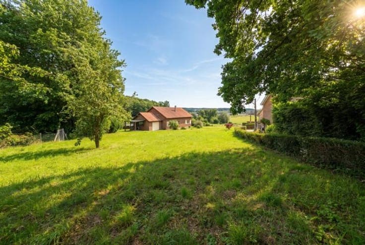 BRAINE-L’ALLEUD – Villa (4 beds/1 bath) to renovate ±250 m².