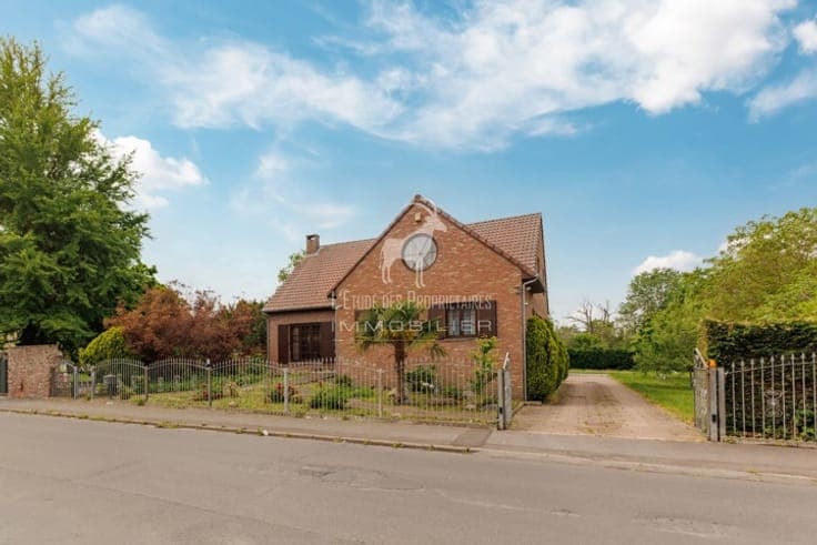 Magnificent 7 bedroom villa for sale in Colfontaine