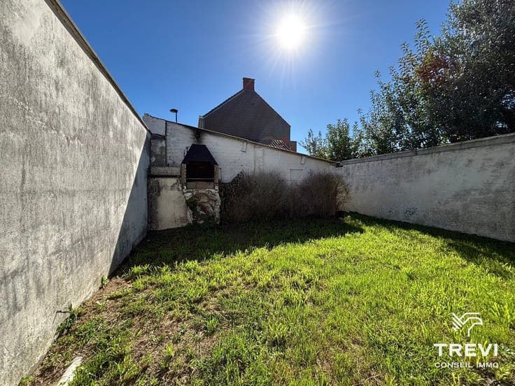 Belle maison rénovée offrant de beaux espaces