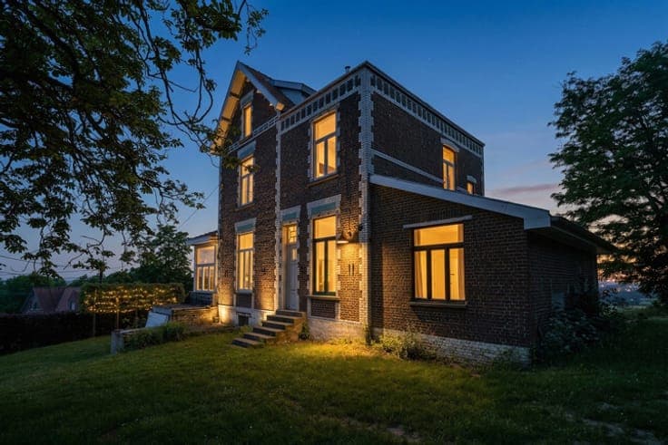 Charming house with beautiful views in Mont-de-l’Enclus