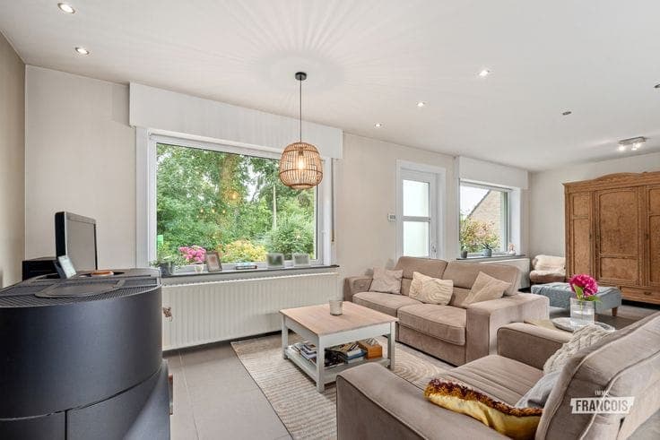 Renovated 3-bedroom family home for sale in Nukerke!