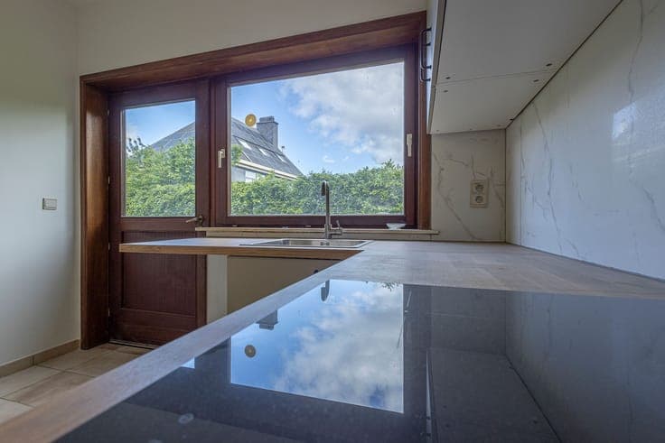Move-in ready home on 50a with open views